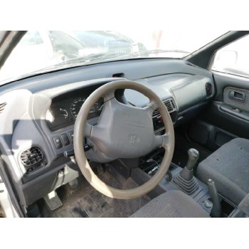 mitsubishi santamo (hyundai) del año 2000