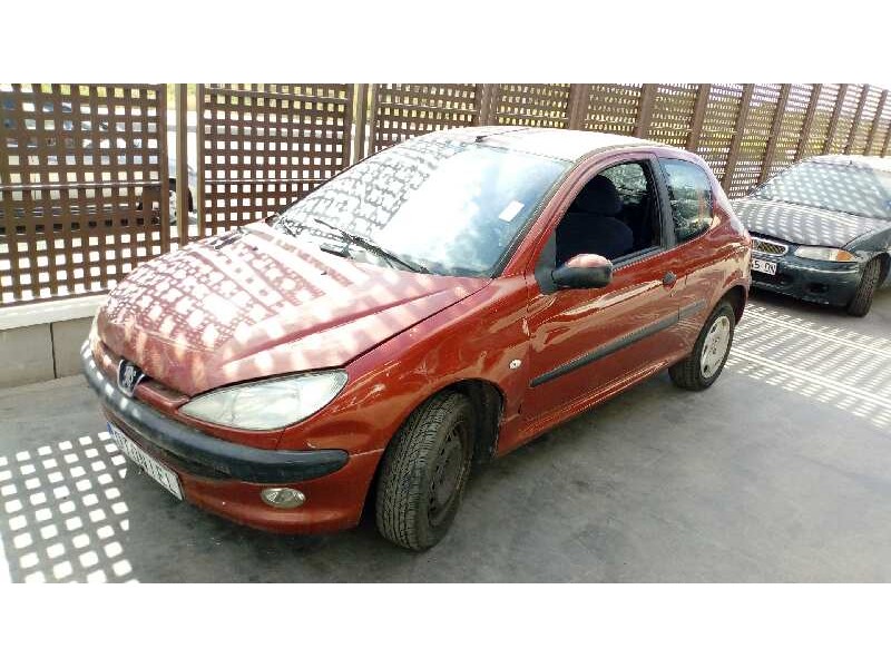 PEUGEOT 206 BERLINA