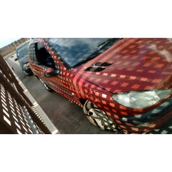 peugeot 206 berlina del año 2002