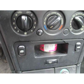 citroën xsara berlina del año 2002