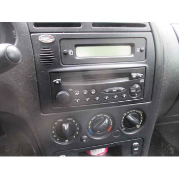 citroën xsara berlina del año 2002