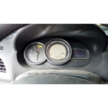 renault megane iii berlina 5 p del año 2010