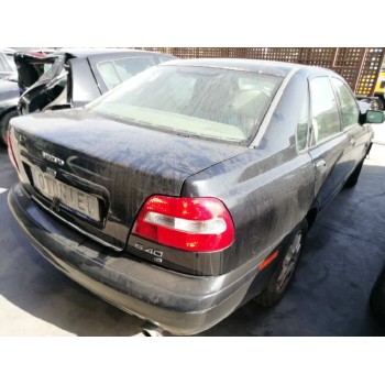 volvo s40 berlina del año 2002