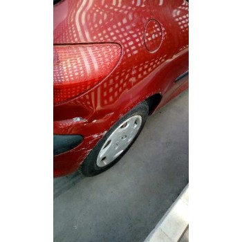 peugeot 206 berlina del año 2002
