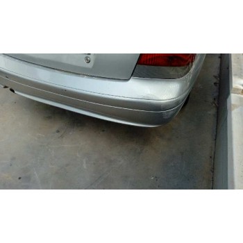 daewoo nubira berlina del año 2001