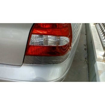 daewoo nubira berlina del año 2001