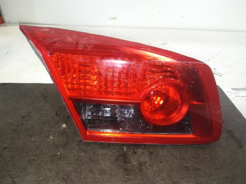 Recambio de piloto trasero izquierdo interior para renault vel satis (bj0) 3.0 v6 dci turbodiesel cat referencia OEM IAM 8200014