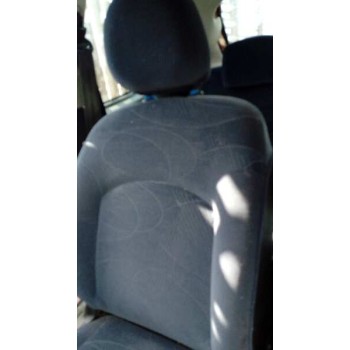 peugeot 206 berlina del año 2002