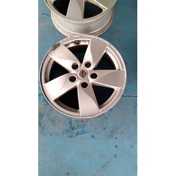 renault megane iii berlina 5 p del año 2010