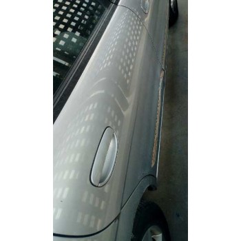 daewoo nubira berlina del año 2001