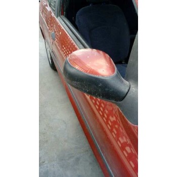 peugeot 206 berlina del año 2002