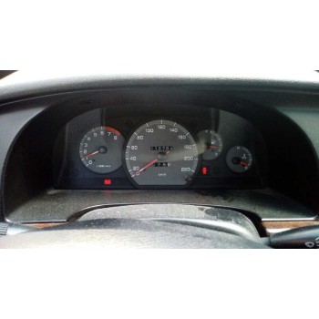 daewoo nubira berlina del año 2001