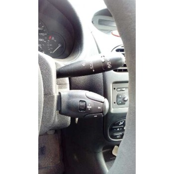 peugeot 206 berlina del año 2002