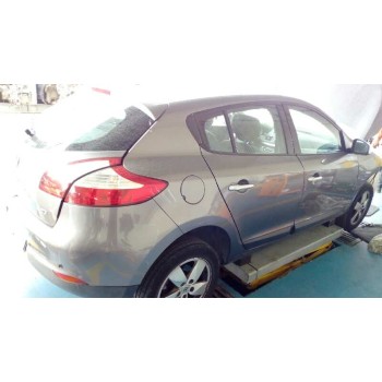 renault megane iii berlina 5 p del año 2010