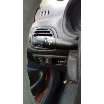 peugeot 206 berlina del año 2002