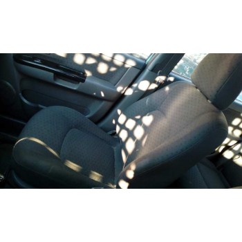 kia carens del año 2003