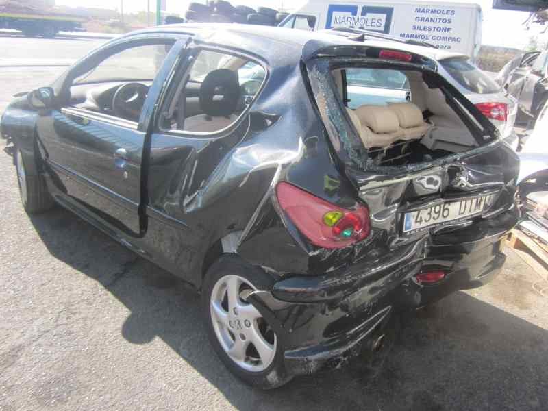 peugeot 206 berlina del año 2005