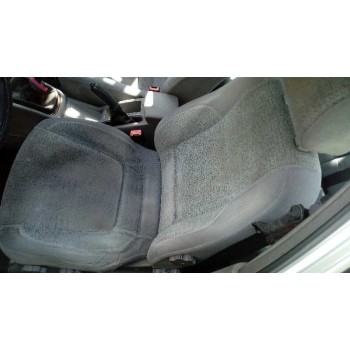 daewoo nubira berlina del año 2001