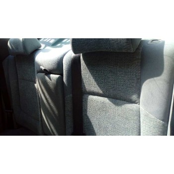 daewoo nubira berlina del año 2001