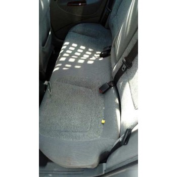 daewoo nubira berlina del año 2001