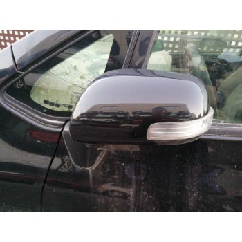 toyota auris del año 2011