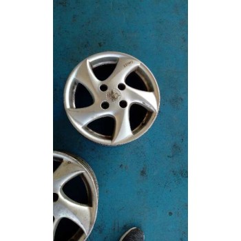 peugeot 206 berlina del año 2002