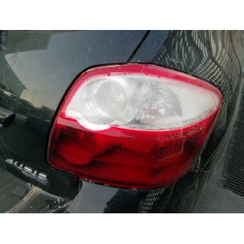 toyota auris del año 2011