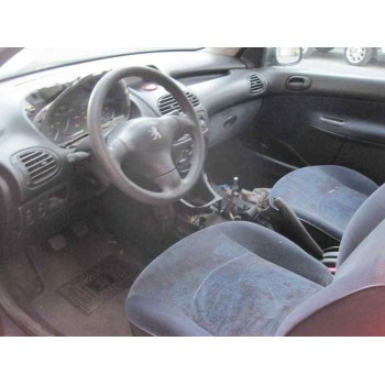 peugeot 206 berlina del año 1999