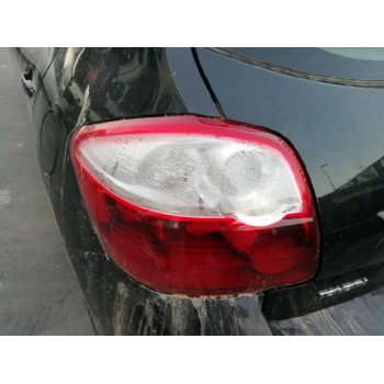 toyota auris del año 2011