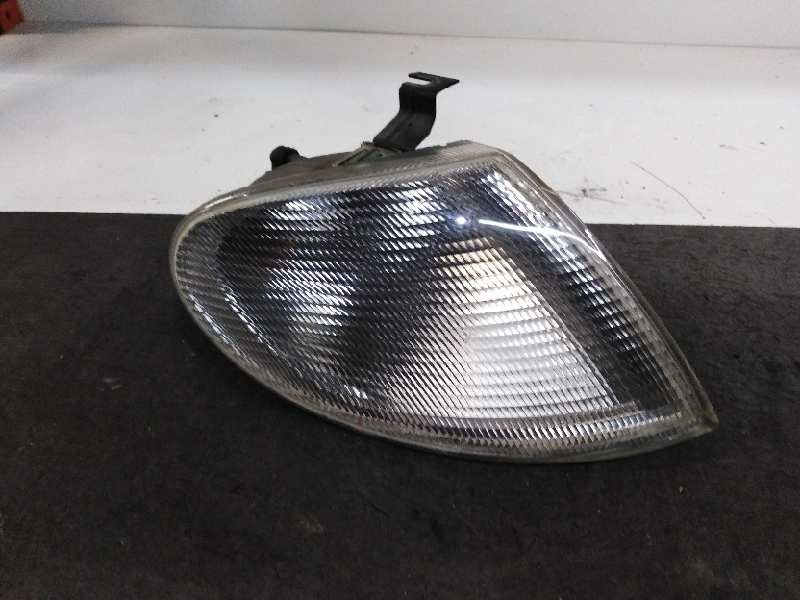 Recambio de piloto delantero derecho para seat alhambra (7v8) gran via referencia OEM IAM  BLANCO 