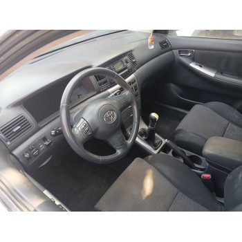 toyota corolla (_e12_) del año 2006