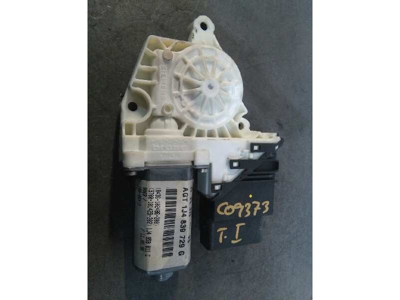 Recambio de motor elevalunas trasero izquierdo para volkswagen golf iv berlina (1j1) 1.6 referencia OEM IAM 1J4839729G  