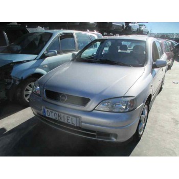 opel astra g berlina del año 2001