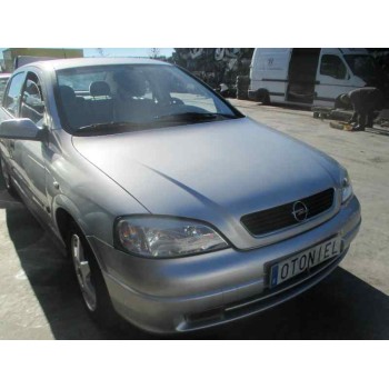 opel astra g berlina del año 2001