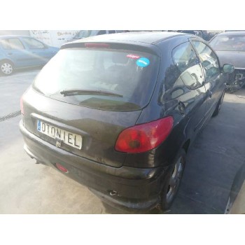 peugeot 206 berlina del año 2005