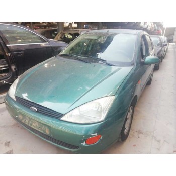 ford focus berlina (cak) del año 2000