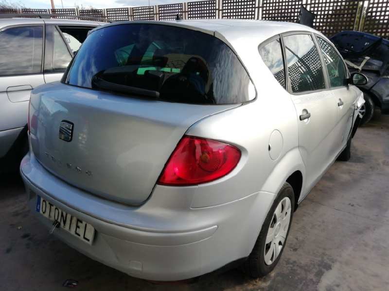 SEAT TOLEDO (5P2)