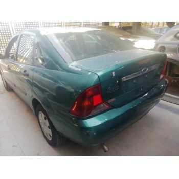 ford focus berlina (cak) del año 2000