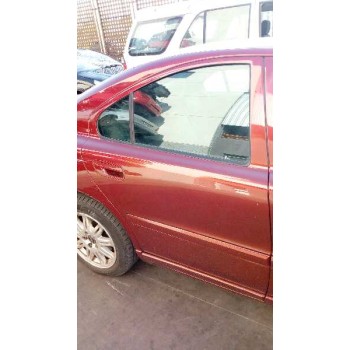 volvo s60 berlina del año 2004