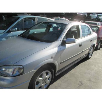 opel astra g berlina del año 2001