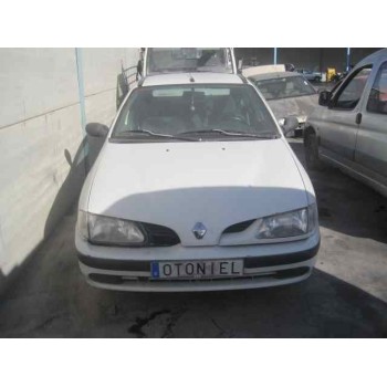renault megane i berlina hatchback (ba0) del año 1998