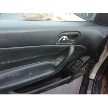 mercedes-benz clase c (w203) berlina del año 2004