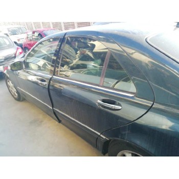 mercedes-benz clase s (w220) berlina del año 2004