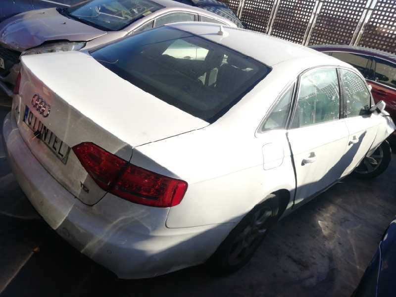 AUDI A4 BER. (B8)