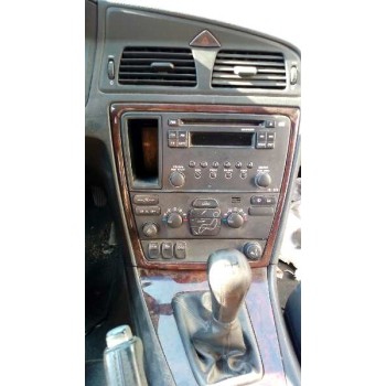 volvo s60 berlina del año 2004