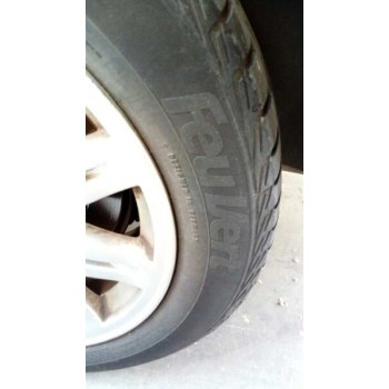 volvo s60 berlina del año 2004