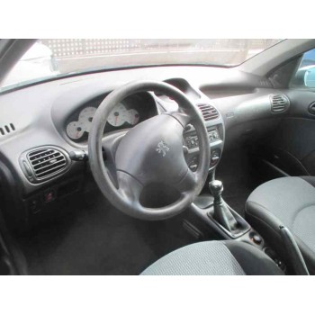 peugeot 206 berlina del año 2003