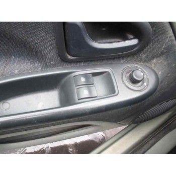 renault clio ii fase ii (b/cb0) del año 2001