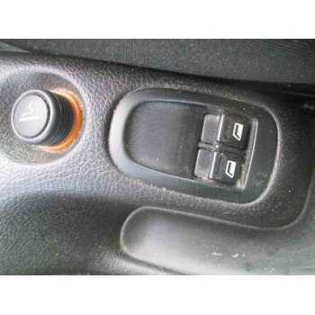 peugeot 206 berlina del año 2003