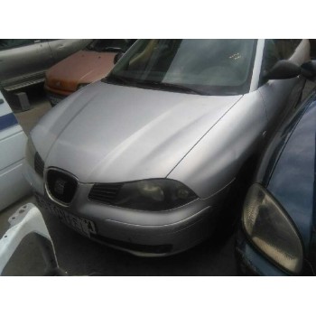 seat ibiza (6l1) del año 2002